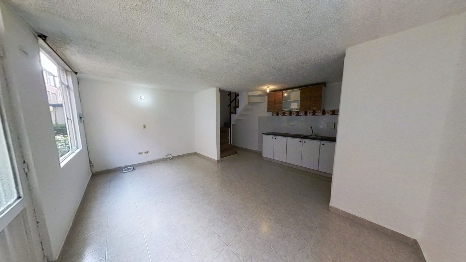CASA EN VENTA EN SUBA CONJUNTO OASIS 2 CERCA AL CC PLAZA IMPERIAL  - Imagen 4