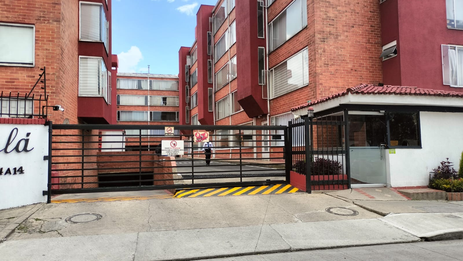 VENDO APARTAMENTO EN ALCALÁ AUTOPISTA NORTE CON CLLE 134