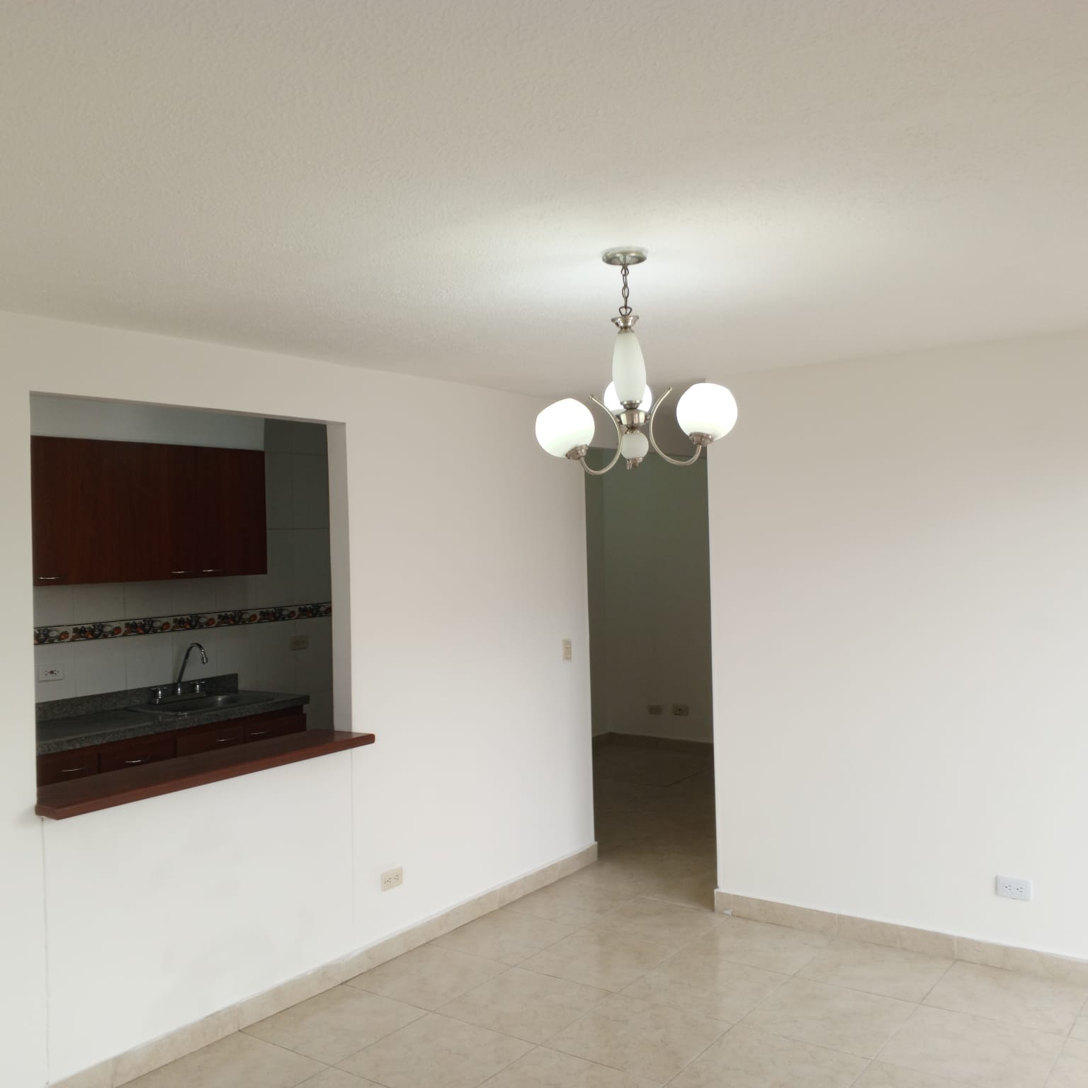 APARTAMENTO EN VENTA CON PARQUEADERO EN GRAN GRANADA ENGATIVÁ ANDALUCIA