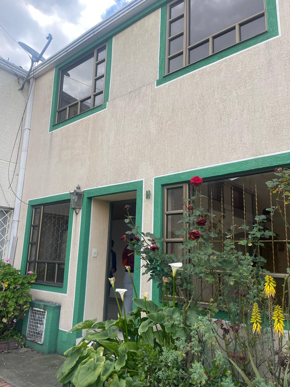 Casa en Venta de Dos Niveles en Villa Mayor Cerca al CC Centro Mayor